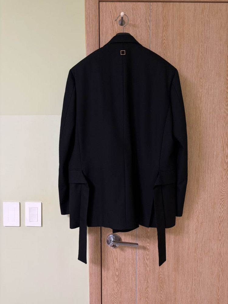 우영미 19fw 피크드라펠 셋업 자켓 블랙 판매--1