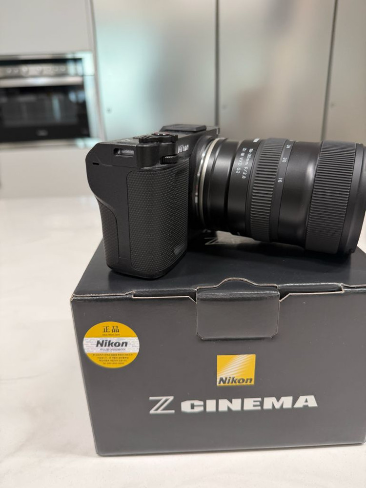 니콘 ZR민트급 풀 박스 판매--2