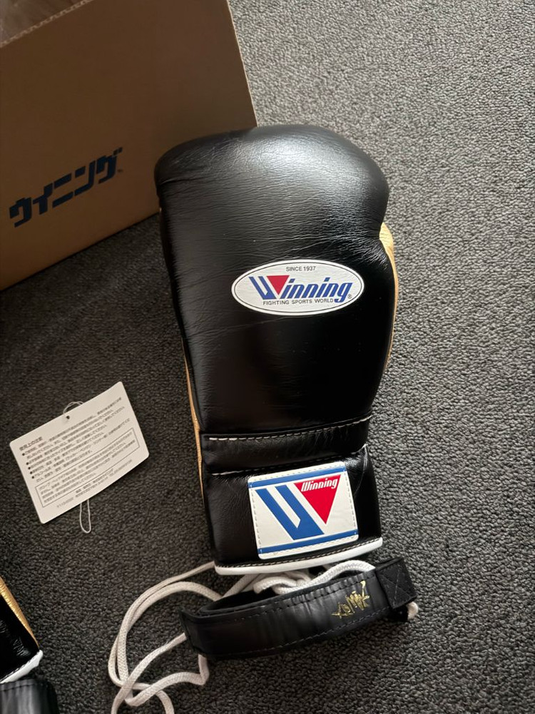 위닝 커스컴 글러브12온스 이미지