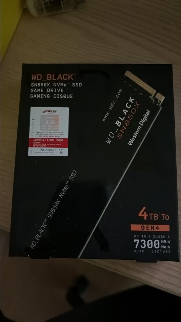 WD Sn850x 4tb ssd nvme 국내정발 미개봉--0