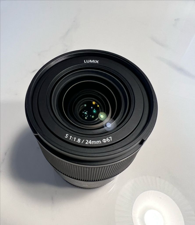 파나소닉 루믹스 24mm f1.8--3