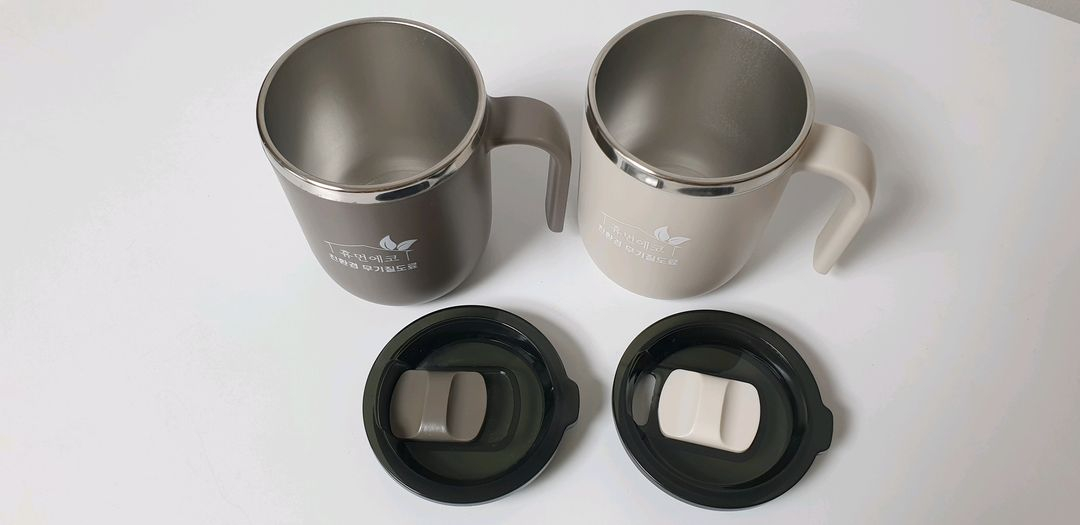 (새상품)머그컵 2개 + 아놀드파마 우산 선물세트--3