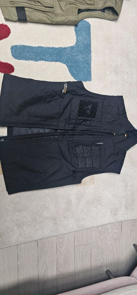 볼디스트 헤비듀티 패딩 베스트--2