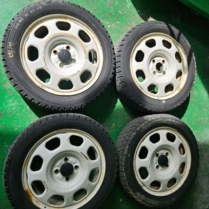 모닝 레이 휠타이어 15인치 윈터타이어 이미지