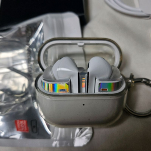 버즈3프로 화이트 + 케이스 + 아즈라 맥스 이어팁 + 철가루 방지 스티커