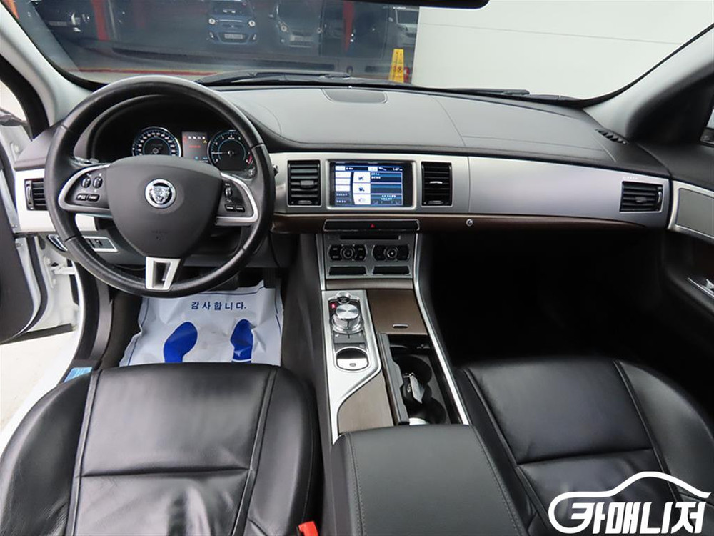 [재규어]뉴XF 2.0 럭셔리 #2026년특가--6