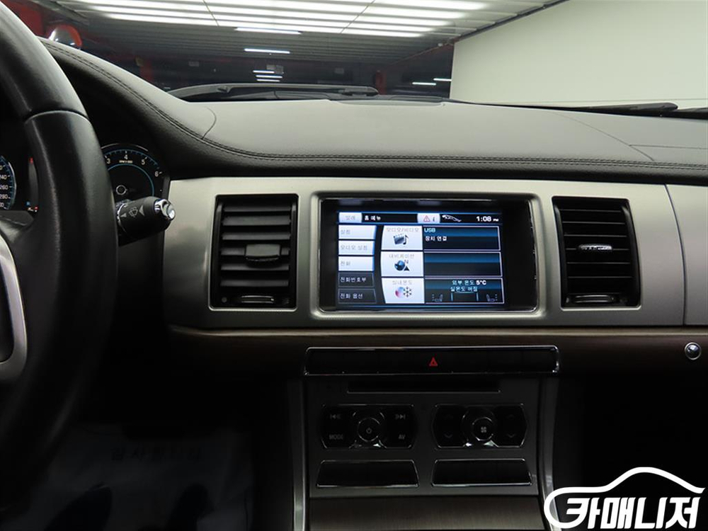 [재규어]뉴XF 2.0 럭셔리 #2026년특가--9