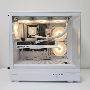 신품급 올화이트 끝판왕 PC (Ultra7 265K/RTX5070/64GB/4TB) 판매합니다. 이미지