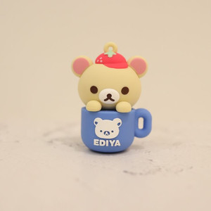 리락쿠마 x 이디야 커피 콜라보 랜덤 피규어 마그넷 머그 쏙 코리락쿠마 이미지