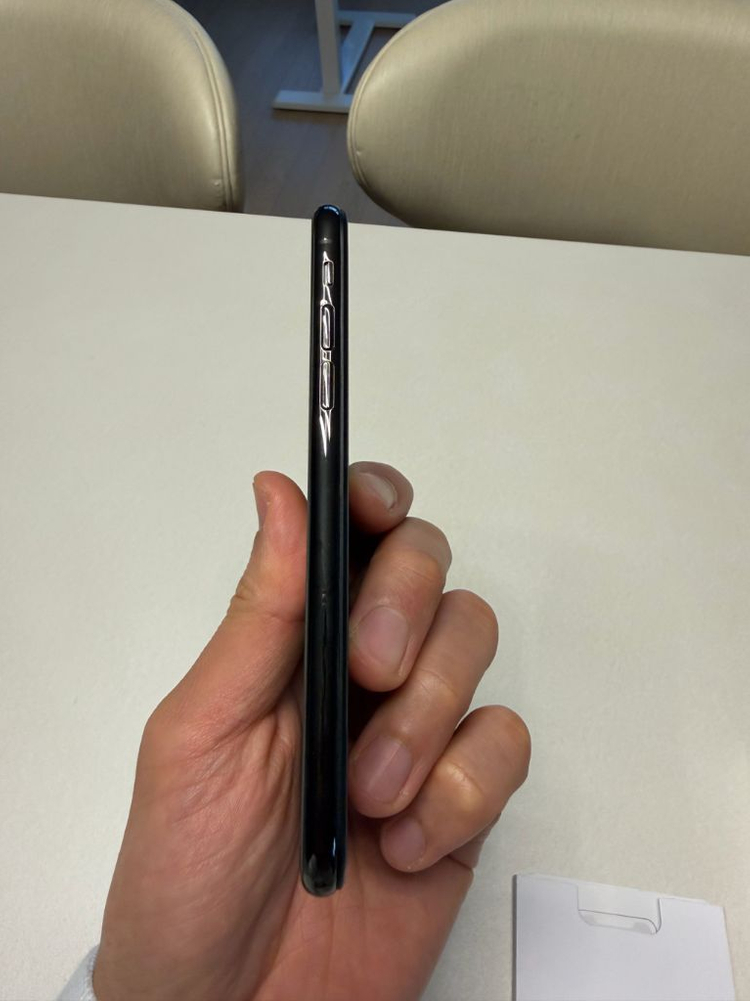 아이폰xs 256 미국 카메라 무음 풀박스 상태 너무좋음--4