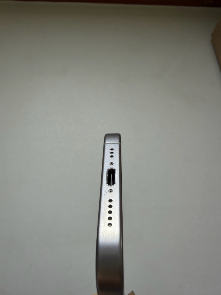 아이폰 15pro 256기가 내츄럴티타늄--4