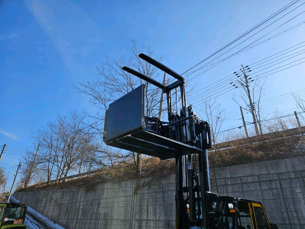 중고지게차 현대 포렉스 40D-9F 디젤 4톤 지게차 (풀프리마스트, 인버터푸쉬, 사이드쉬프트, 후방, 냉난방,--8