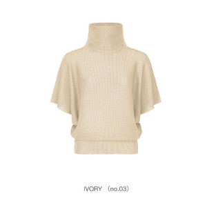 이세이미야케 미 돌먼스트레치 니트 탑