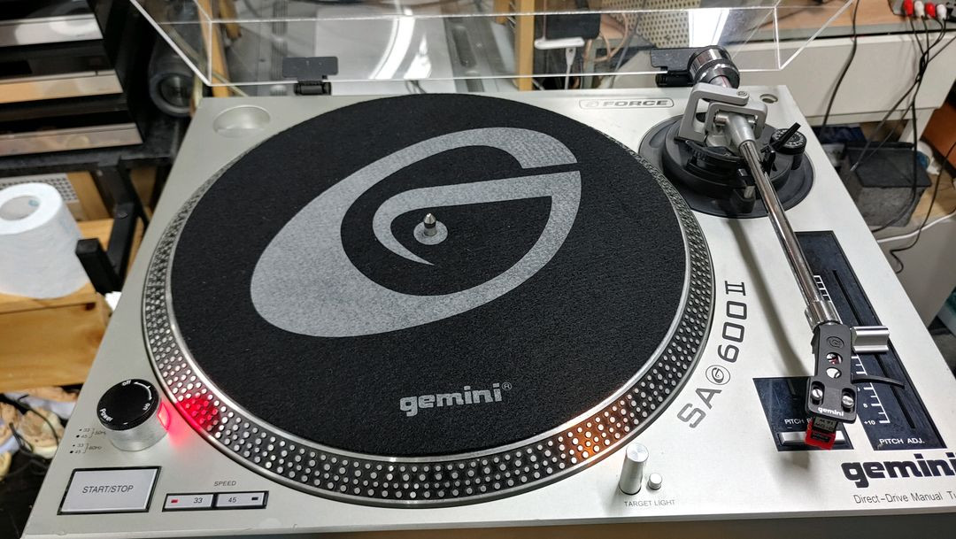 제미니 SA600II 턴테이블 이미지