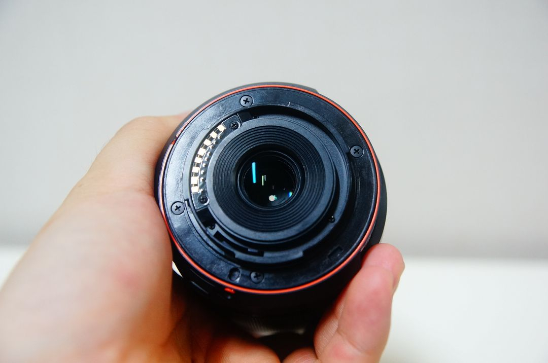 [소니] 망원렌즈 55-200mm DSLR용 팝니다.--2