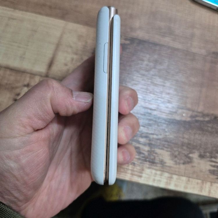 LG스마트폴더폰--2