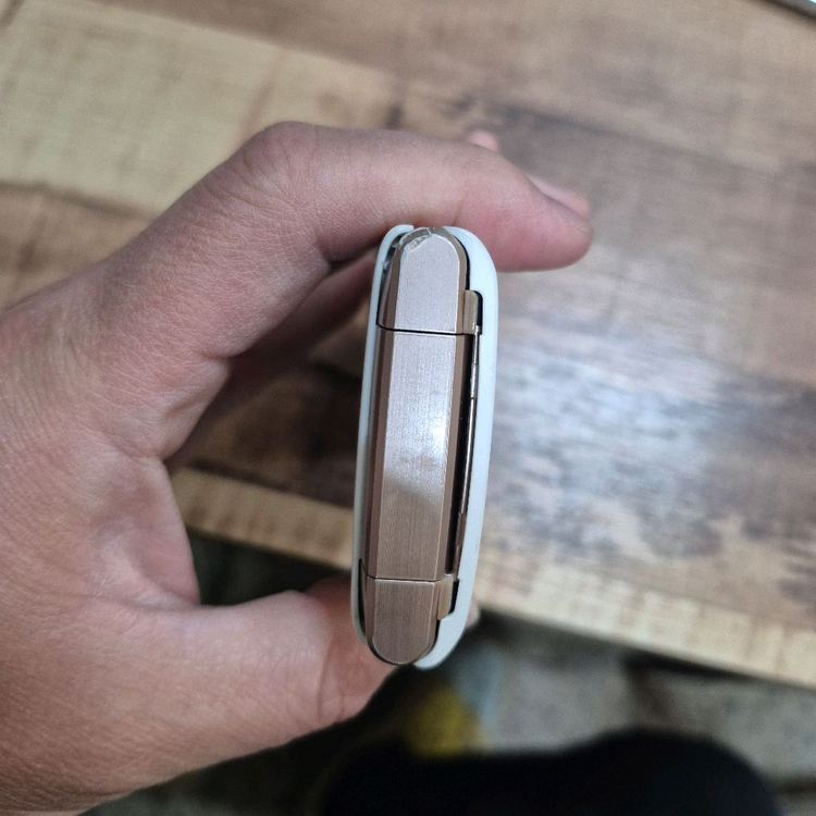 LG스마트폴더폰--4