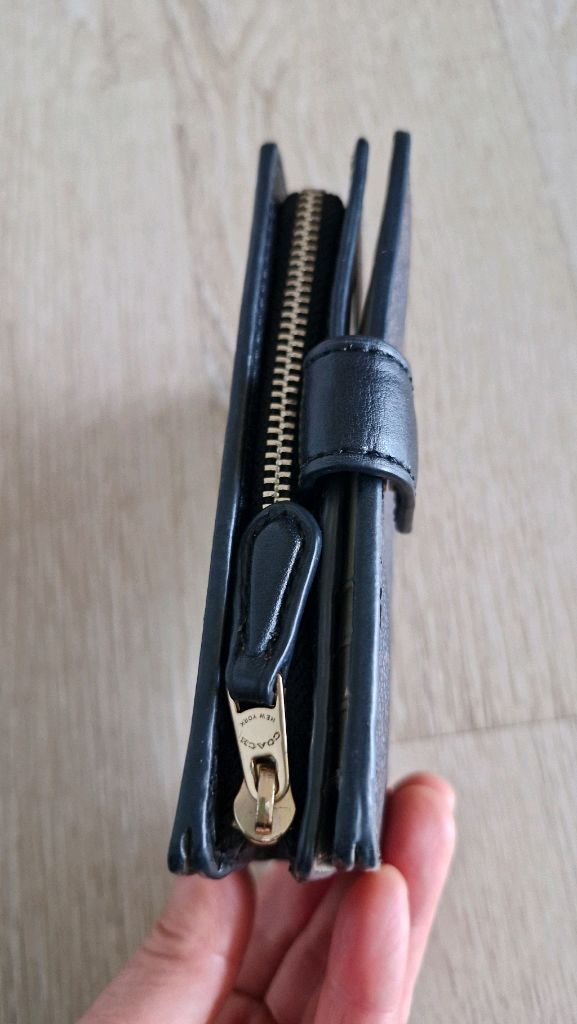 코치 반지갑 이미지