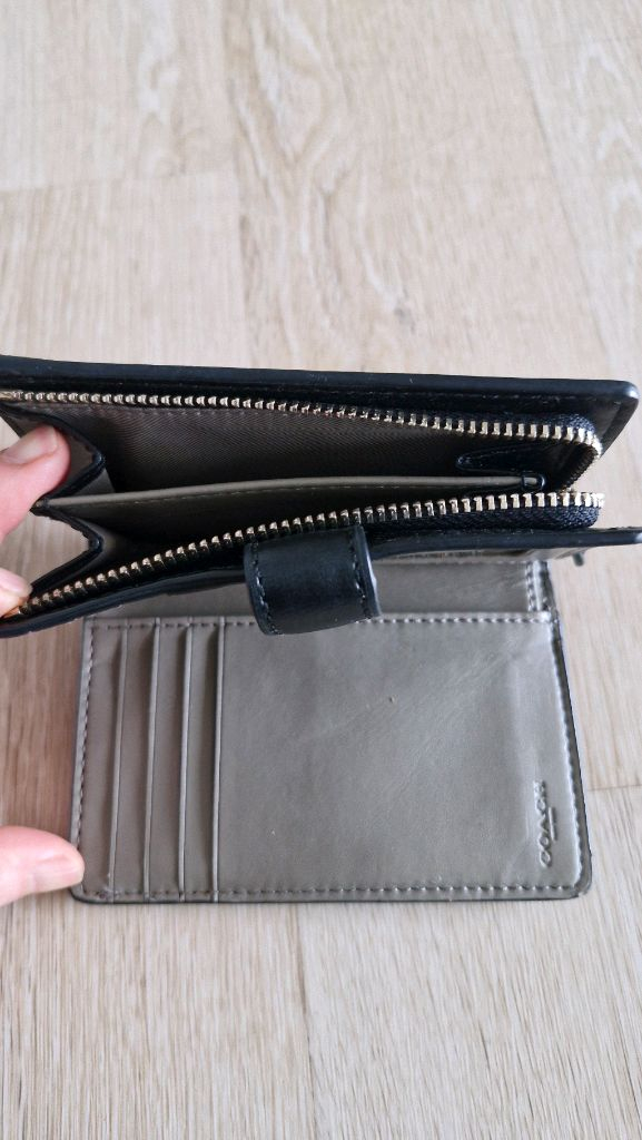 코치 반지갑 이미지