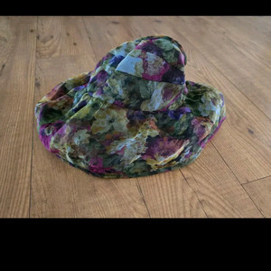 새거수준/엔틱한 챙 넓은 와이어 버킷햇/모자