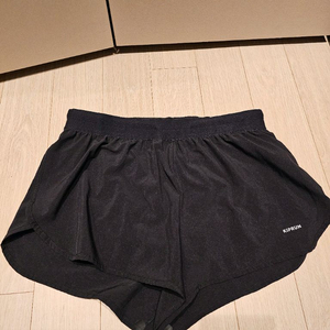 데카트론 3인치 쇼츠 m사이즈