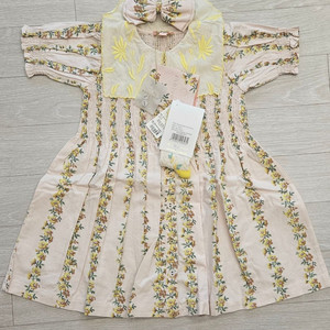 봉주르다이어리 반팔원피스4y+니삭스24-27일괄