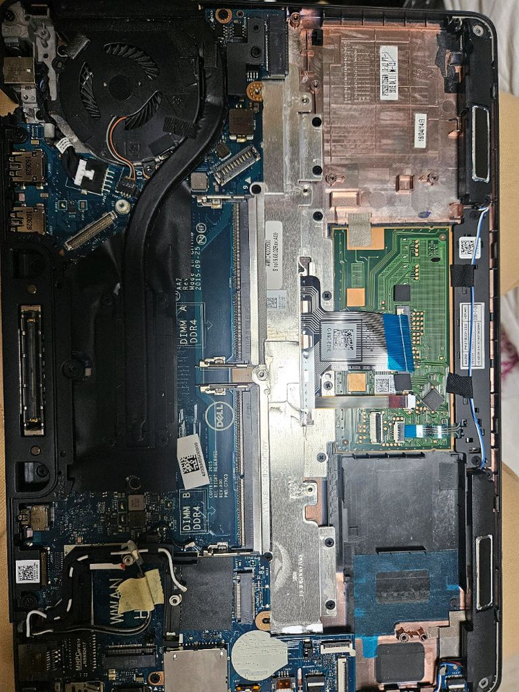 Dell Latitude E7270 하우징 외--4