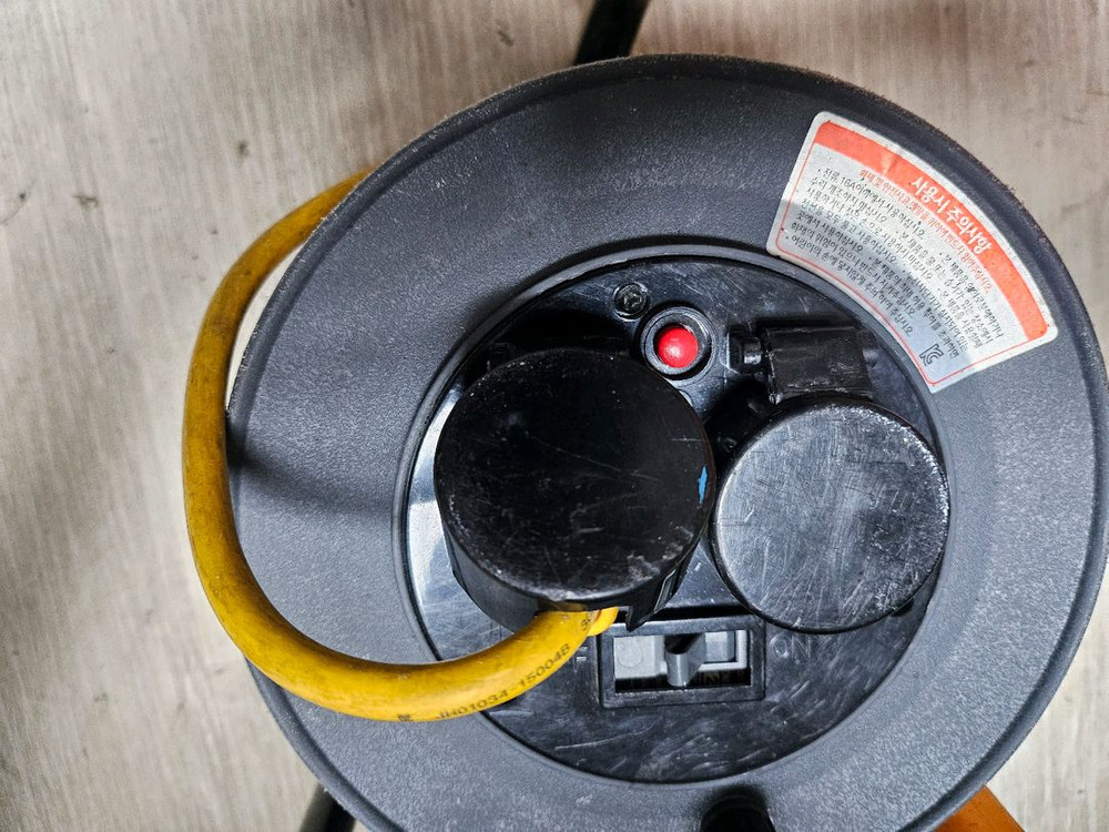 IELTEC 릴선 20m 방우 2구--1