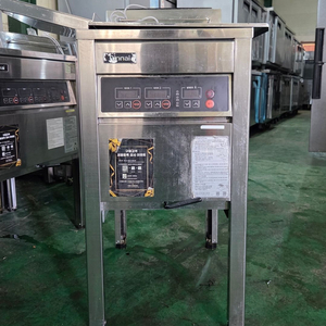 23년식 - 린나이 업소용 튀김기 228G