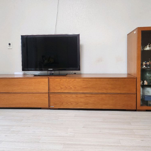 한샘 거실 서랍장 2개 + 유리 장식장 세트