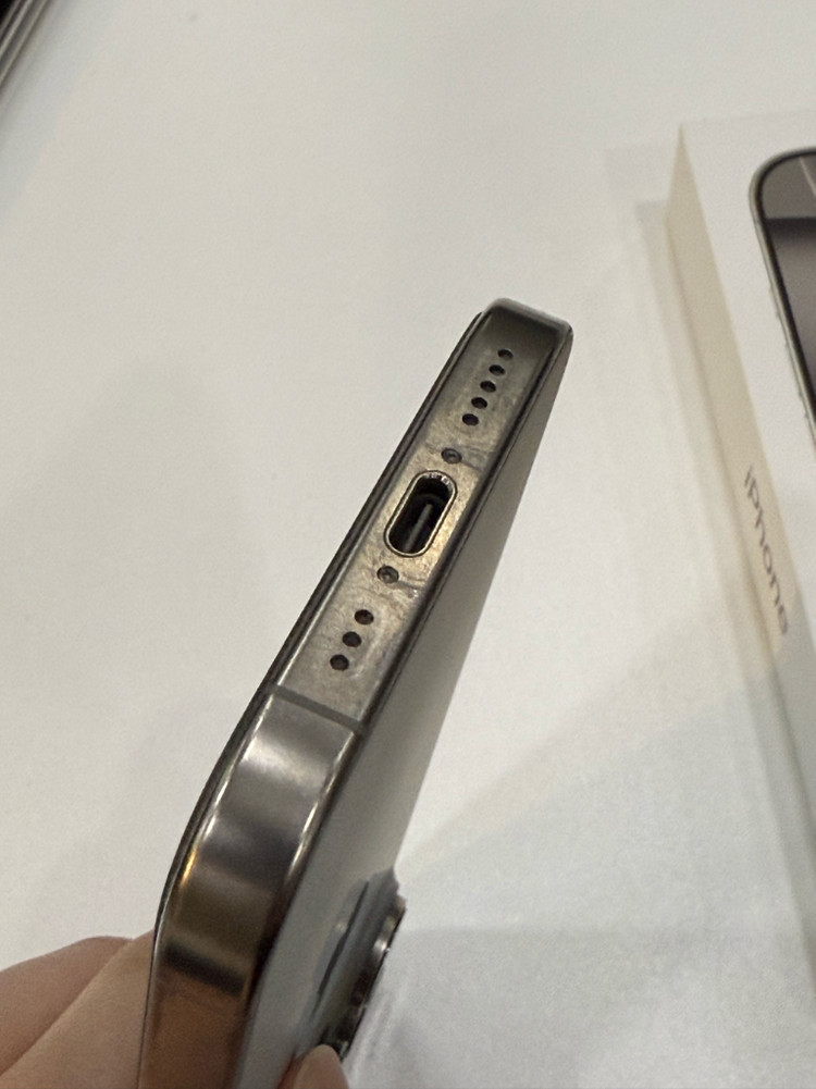 아이폰 16프로 256--2