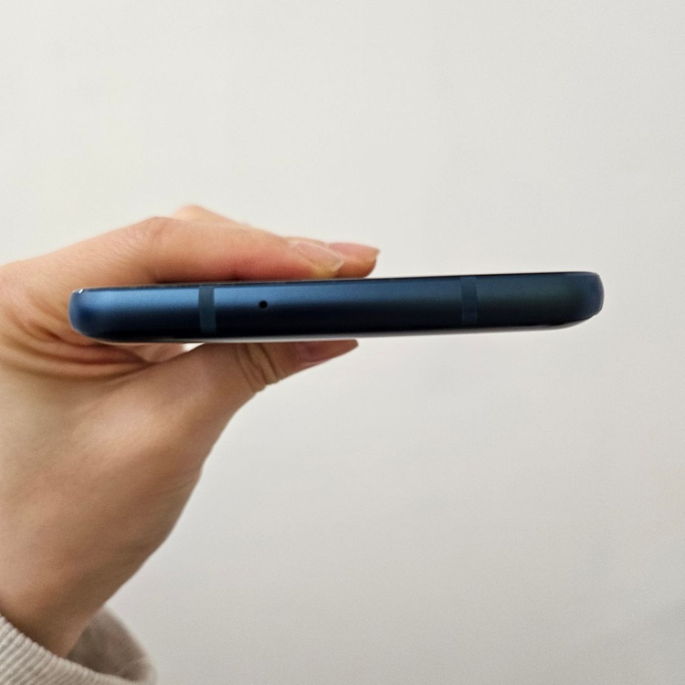 LG Q8 / S급 / 1-56--5