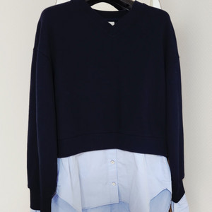 한섬 더스토어 레이어드 맨투맨 S 네이비 셔츠일체형