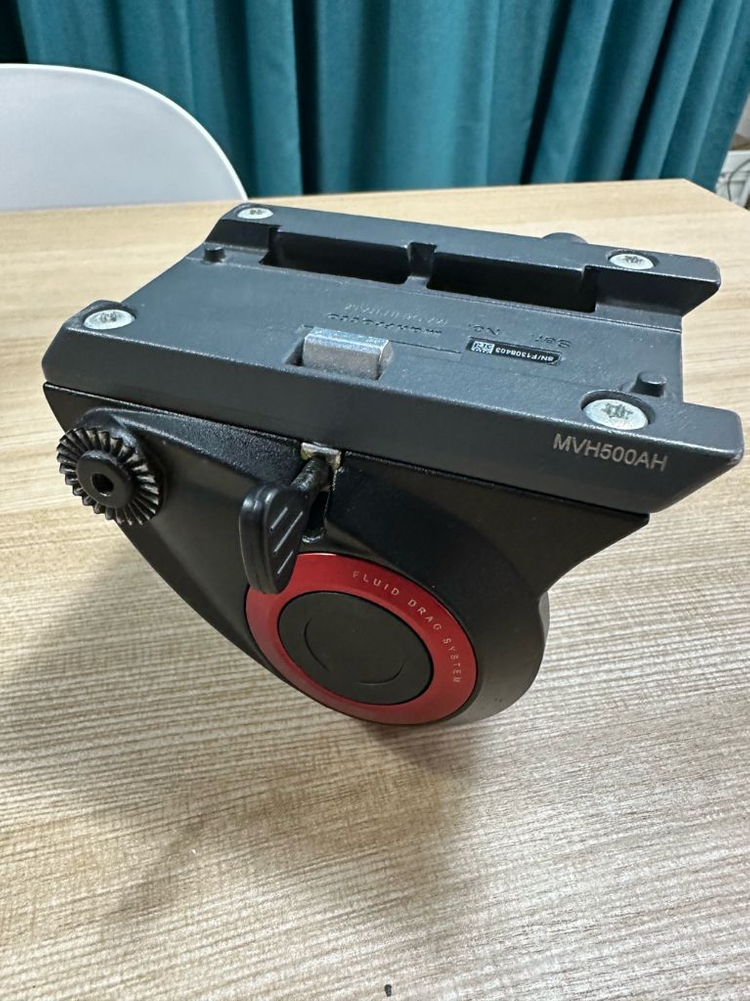 벤로 카본 삼각대 C2192T, 맨프로토 비디오헤드 이미지