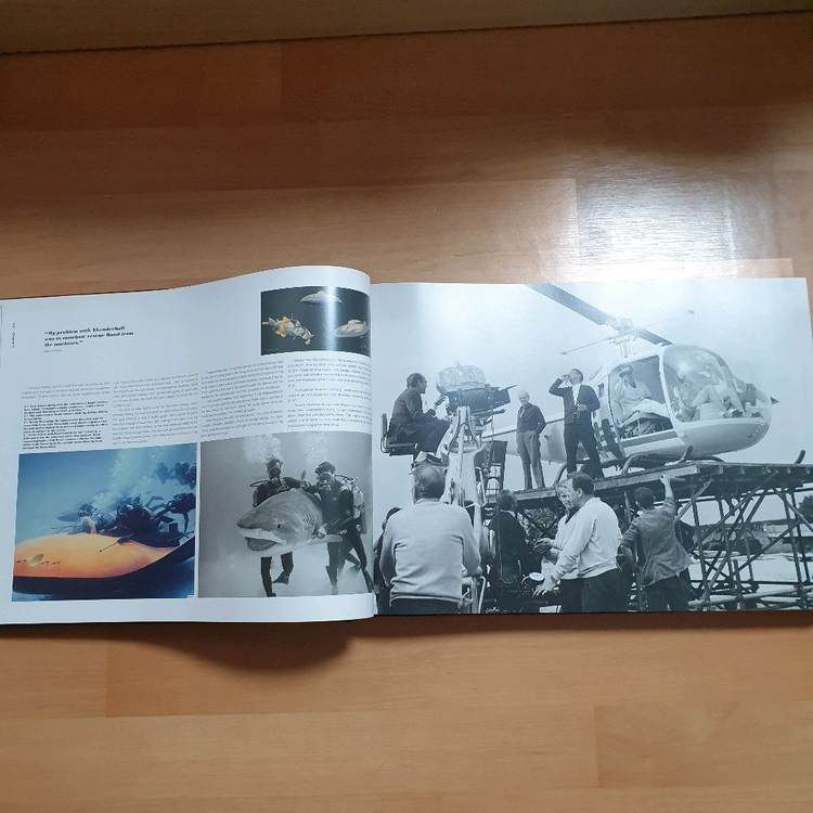 007 제임스본드 자료집 이미지