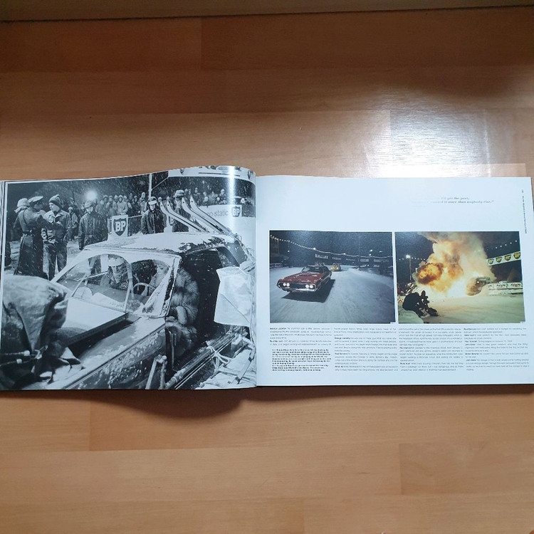 007 제임스본드 자료집 이미지