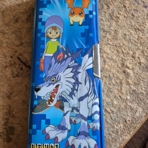 디지몬 어드벤쳐 필통 + 스티커