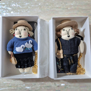 MUVEIL 뮤베르 뮤베일 그랜마 인형키링 새제품