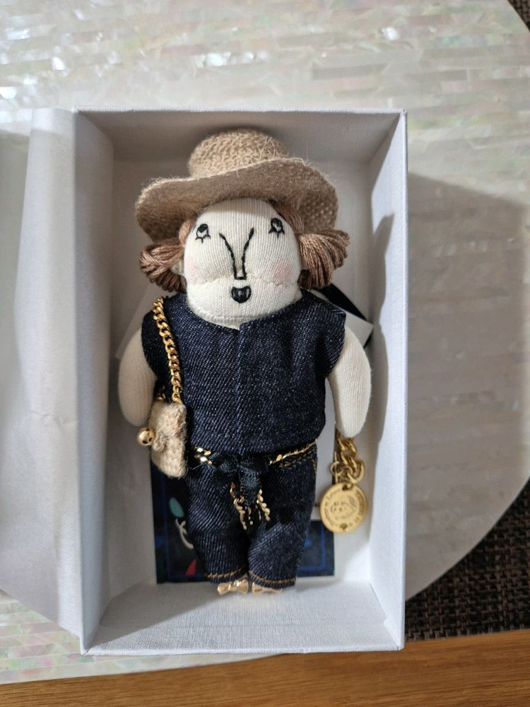 MUVEIL 뮤베르 뮤베일 그랜마 인형키링 새제품--2