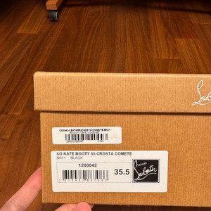 크리스찬 루부탱 앵클 부츠 판매