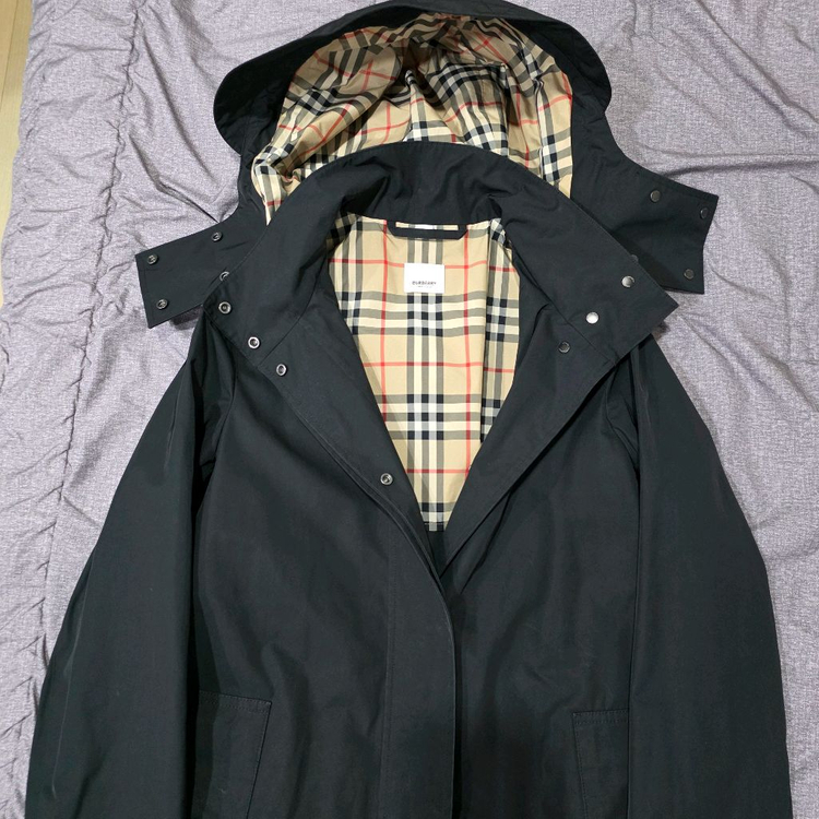 버버리 정품 디태처블 후드 트렌치코트--3