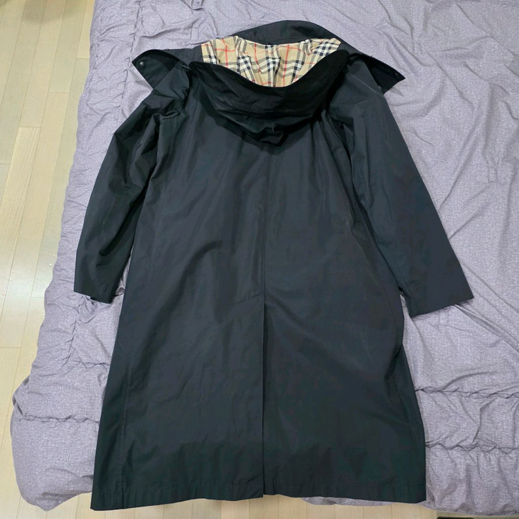 버버리 정품 디태처블 후드 트렌치코트--6