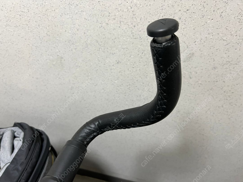 쌍둥이 유모차 이미지