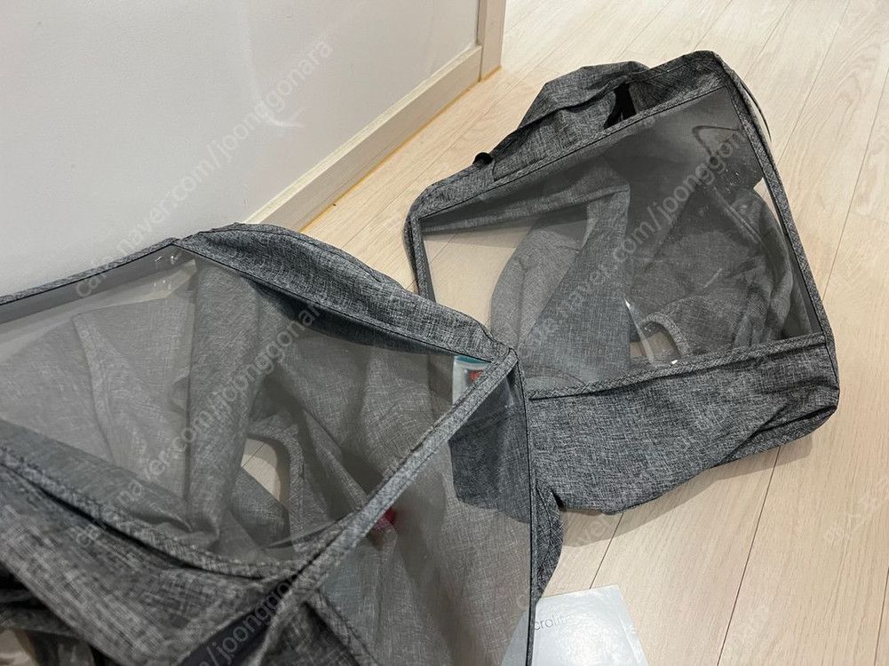 쌍둥이 유모차 이미지