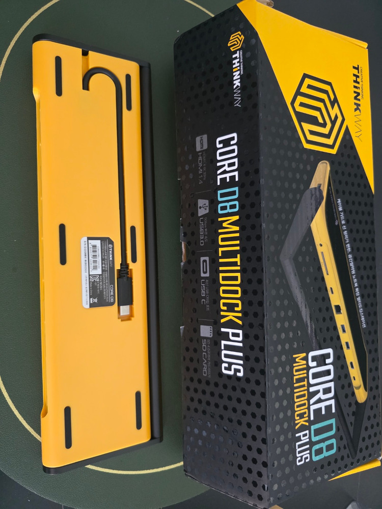 씽크웨이 CORE D8 멀티독 플러스 (개봉만)--3