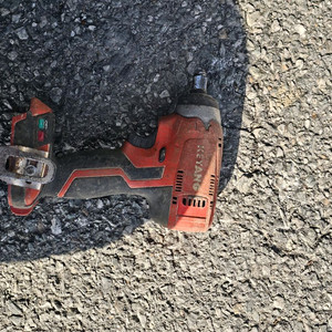 계양 임팩렌치 기계+4ah배터리+충전기