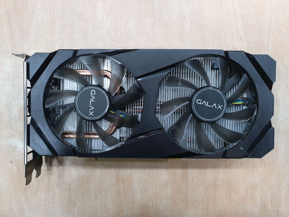 고장 GTX 1660 그래픽카드 이미지