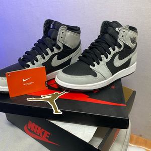 조던1 레트로하이 og 쉐도우 225 이미지