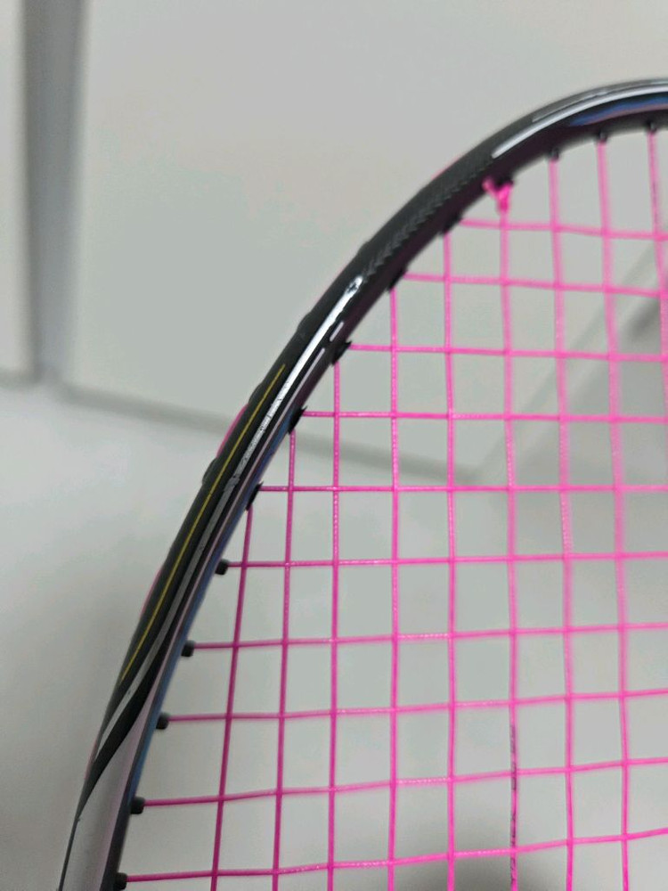 레드썬 AT-28 4u 배드민턴 라켓--5