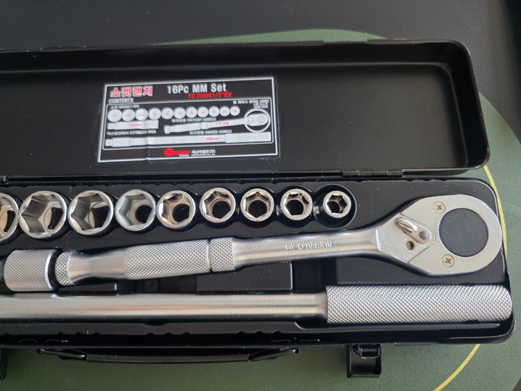 세신 버팔로 16PC 소켓 렌치 세트 (새상품)--2